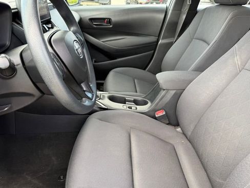 Used 2024 Toyota Corolla LE image 11
