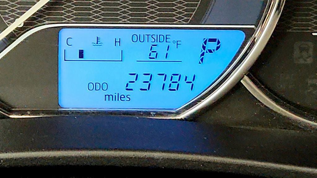 Used 2016 Toyota Corolla LE FWD image 15