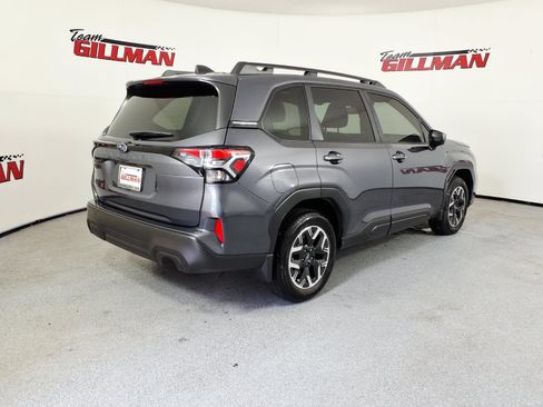 Used 2025 Subaru Forester Premium w/ Convenience Package #1 AWD/4WD image 7