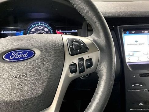 Used 2019 Ford Flex SEL AWD/4WD image 12
