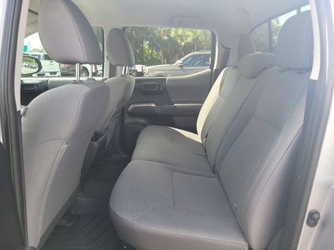Used 2021 Toyota Tacoma SR5 RWD image 11