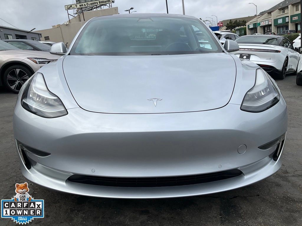 Used 2018 Tesla Model 3 Long Range RWD image 2
