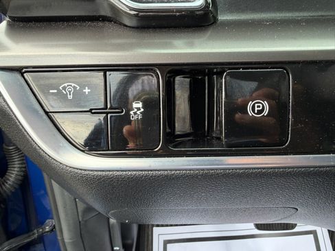 Used 2023 Kia Sportage EX FWD image 13