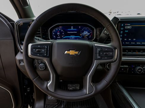 Used 2026 Chevrolet Silverado 2500 LTZ w/ LTZ Plus Package image 18