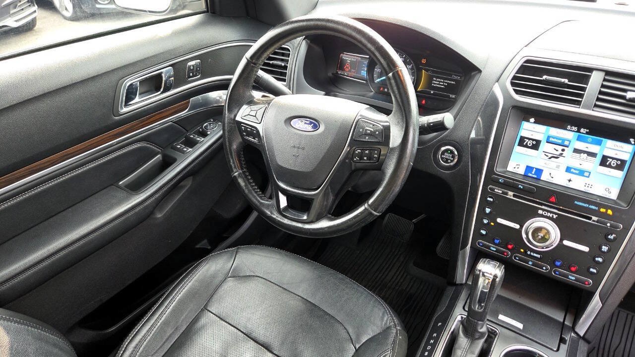 Used 2017 Ford Explorer Limited AWD/4WD image 41
