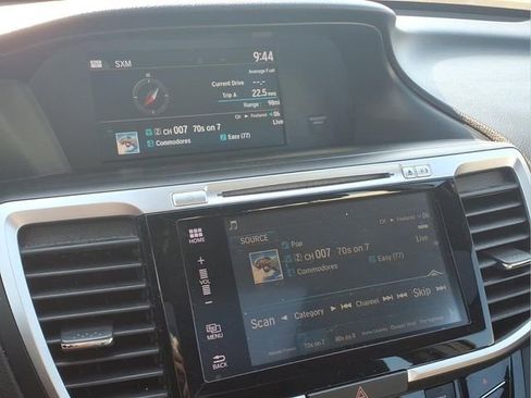 Used 2016 Honda Accord EX-L image 8