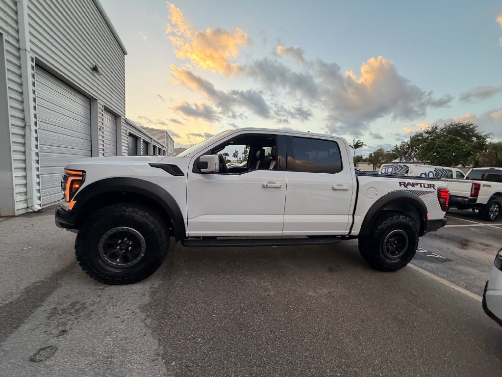 Used 2024 Ford F150 Raptor AWD/4WD image 4