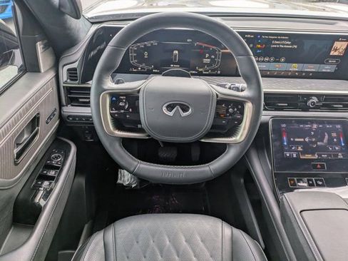 Used 2025 INFINITI QX80 Autograph w/ Autograph Exterior Package image 14