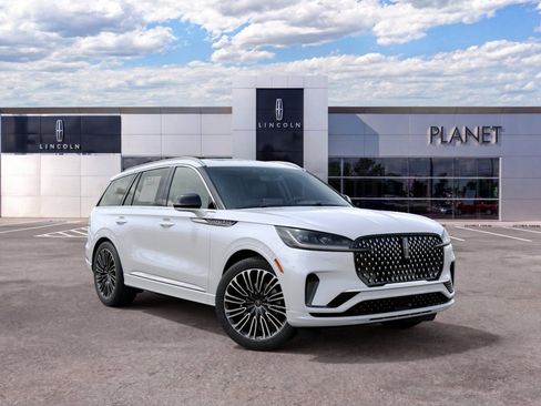 New 2027 Lincoln Aviator Black Label w/ Dynamic Handling Package AWD/4WD image 4