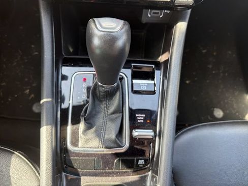 Used 2024 Jeep Compass Latitude AWD/4WD image 31
