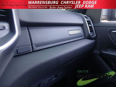 New 2026 RAM 1500 4x4 Crew Cab image 25