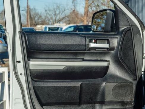 Used 2021 Toyota Tundra SR5 image 17