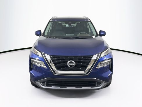 Used 2023 Nissan Rogue SL FWD image 2
