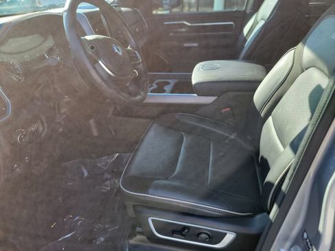 Used 2023 RAM 1500 Laramie AWD/4WD image 11