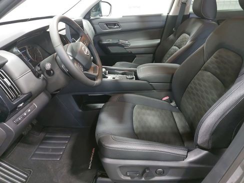 New 2026 Nissan Pathfinder SV image 16