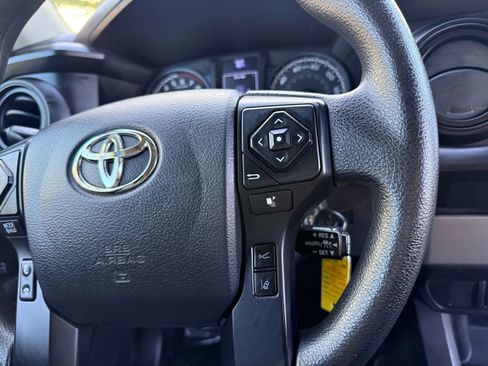 Used 2020 Toyota Tacoma SR image 21