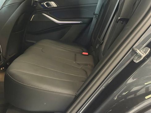 Used 2021 BMW X5 xDrive40i w/ M Sport Package AWD/4WD image 24