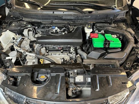 Used 2019 Nissan Rogue S FWD image 23