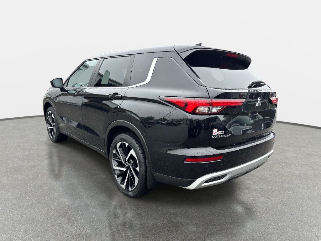 Used 2023 Mitsubishi Outlander Ralliart AWD/4WD image 6
