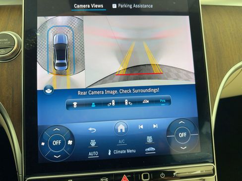 Used 2023 Mercedes-Benz C 300 Sedan image 21