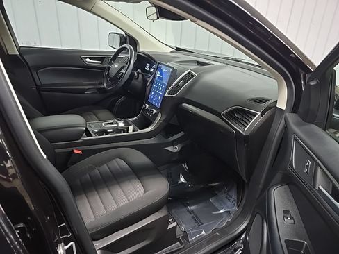Certified 2022 Ford Edge SE w/ Black Appearance Package AWD/4WD image 26