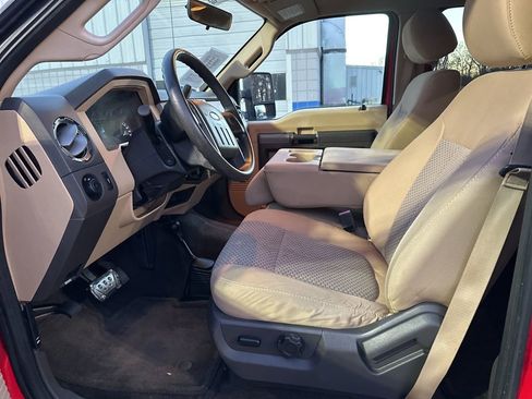 Used 2012 Ford F250 XLT w/ XLT Interior Pkg image 18