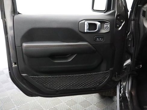 Used 2021 Jeep Wrangler Unlimited Rubicon w/ Xtreme Recon 35" Tire Package AWD/4WD image 13