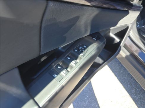 Certified 2025 BMW X3 xDrive30i image 21