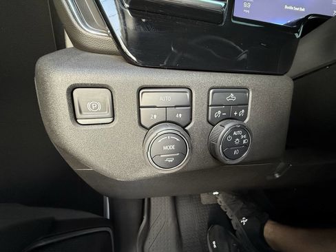 Used 2024 Chevrolet Silverado 1500 RST image 15