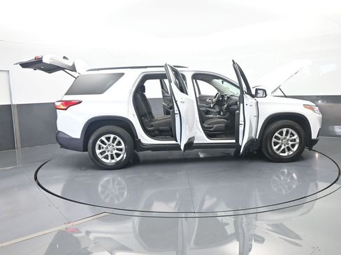 Used 2020 Chevrolet Traverse LT FWD image 74