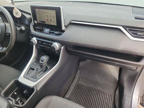 Used 2023 Toyota RAV4 XLE w/ Convenience Package FWD image 28
