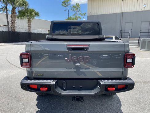 Used 2021 Jeep Gladiator Rubicon w/ Uconnect 4C Nav & Sound Group AWD/4WD image 14