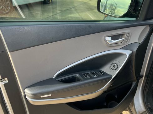 Used 2019 Hyundai Santa Fe XL image 15