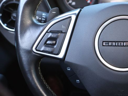 Used 2019 Chevrolet Camaro LT image 11