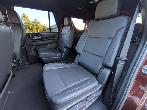 Used 2023 Chevrolet Tahoe LT image 9