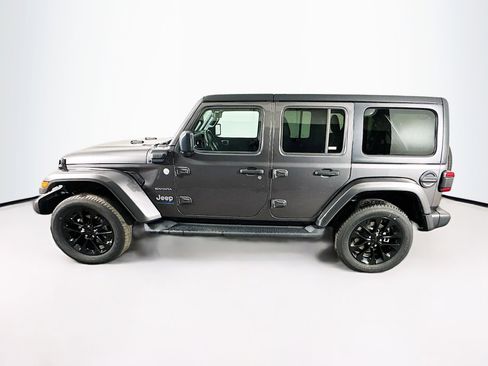 Used 2023 Jeep Wrangler Sahara w/ Cold Weather Group image 4