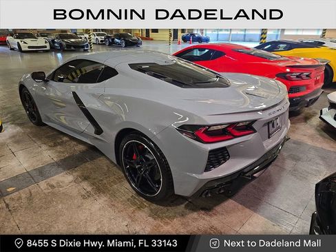 Used 2025 Chevrolet Corvette Stingray Coupe w/ 1LT image 3