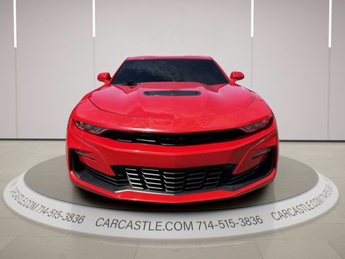 Used 2020 Chevrolet Camaro SS RWD image 8