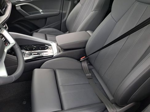 New 2025 Audi Q5 Premium Plus image 18