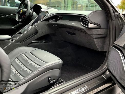 Used 2024 Ferrari Roma image 14