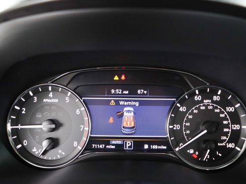 Used 2022 INFINITI QX80 Premium Select w/ Cargo Package AWD/4WD image 16