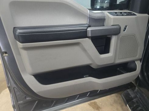 Used 2020 Ford F350 XLT w/ XLT Premium Package AWD/4WD image 8