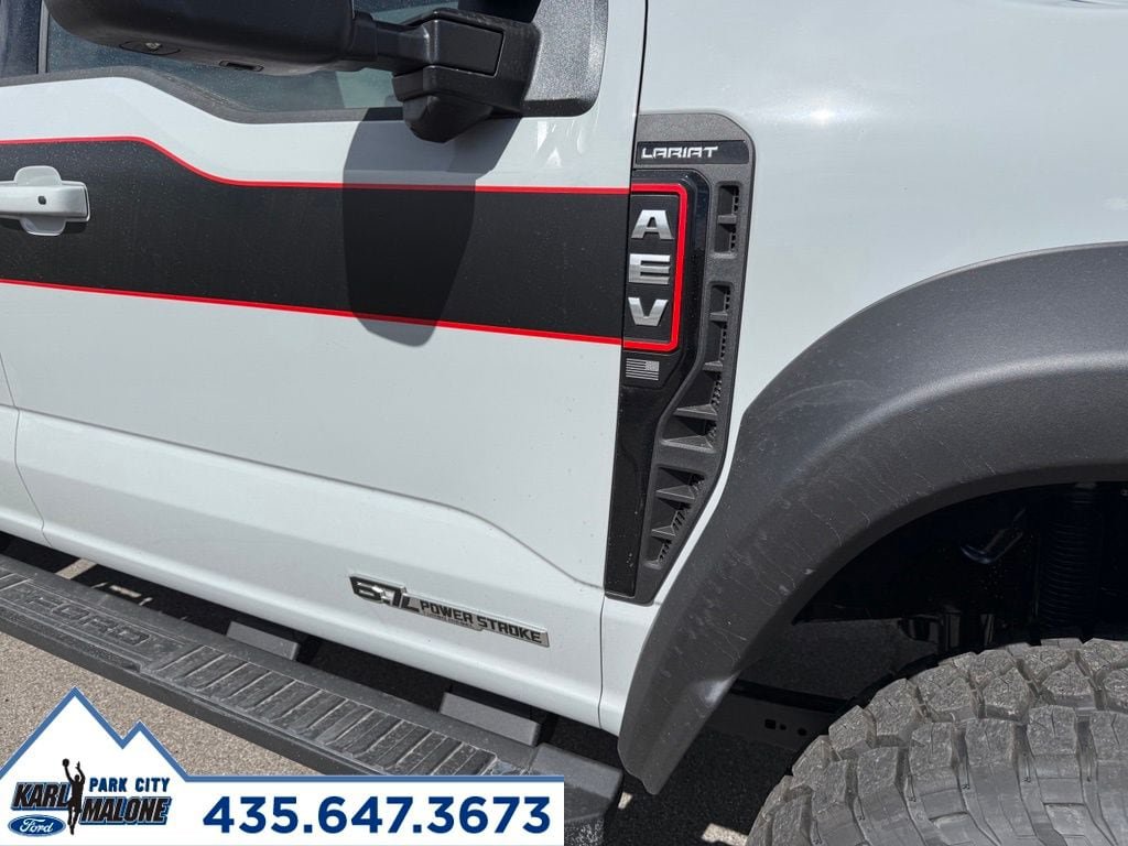 New 2026 Ford F350 Lariat w/ Black Appearance Package AWD/4WD image 12
