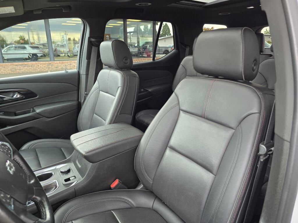Used 2022 Chevrolet Traverse RS AWD/4WD image 24