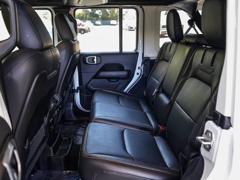 Used 2024 Jeep Wrangler Unlimited Sahara w/ Safety Group AWD/4WD image 17