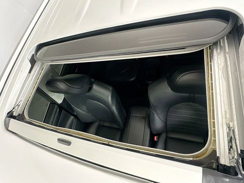 Used 2023 Toyota Highlander XLE FWD image 22