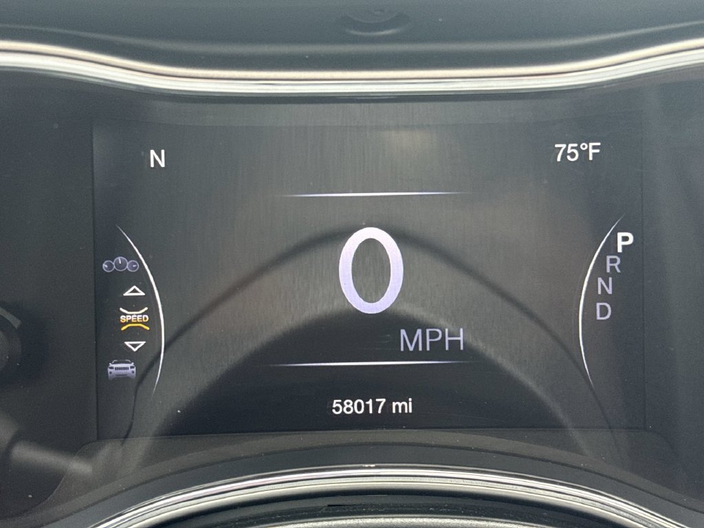 Used 2021 Jeep Grand Cherokee Limited w/ Premium Lighting Group AWD/4WD image 15