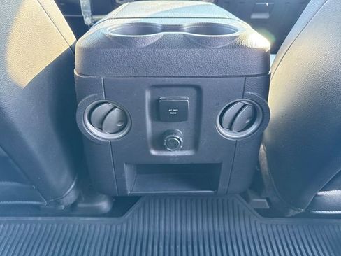 Used 2015 Ford F350 Lariat w/ Lariat Interior Package image 22