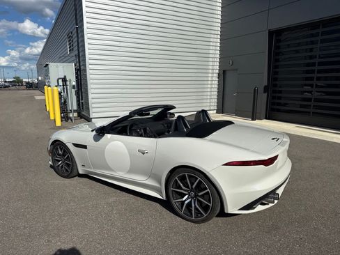 Used 2024 Jaguar F-TYPE R AWD/4WD image 15