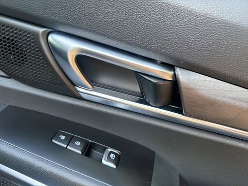 Used 2025 Kia Telluride SX X-Line image 34